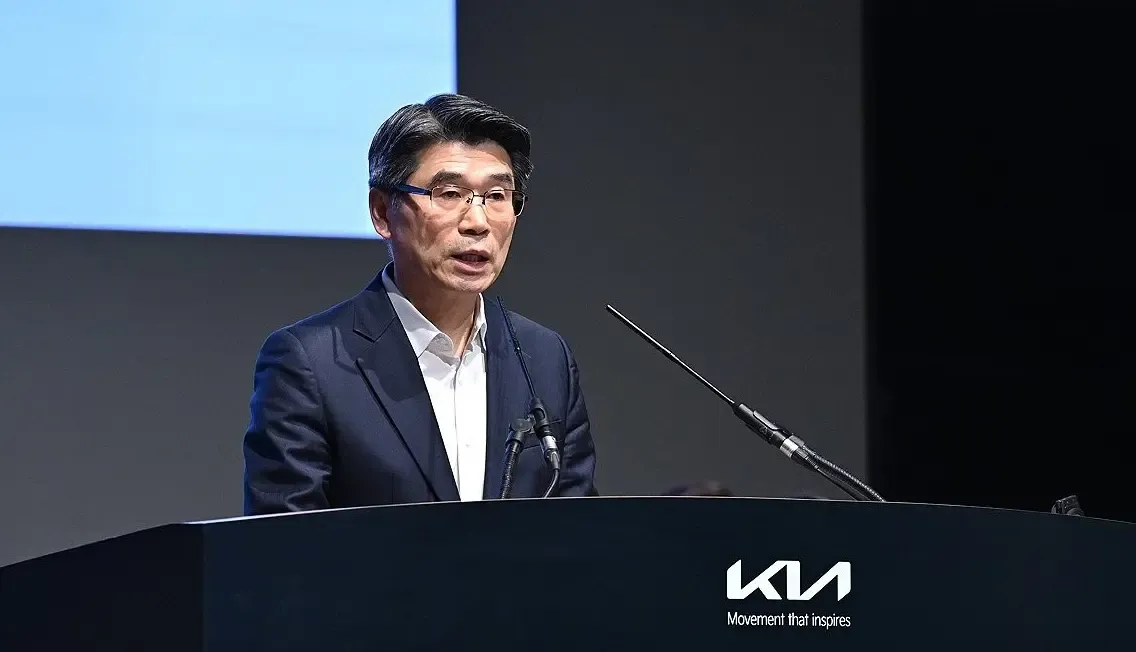 Kia Motors Reappoints Song Ho-sung as CEO for Third Term
