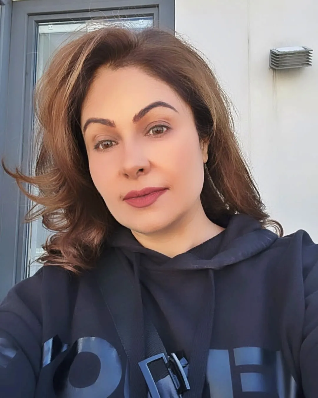 Is Ayesha Jhulka Proud of Her Father’s Legacy in the Armed Forces?