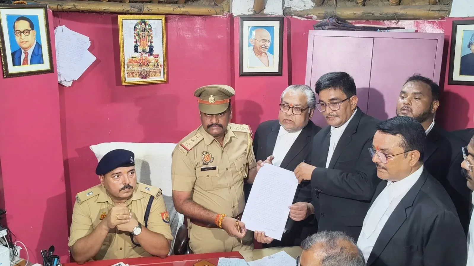 राम जन्मभूमि ट्रस्ट चंदा विवाद: अयोध्या वकीलों ने चंपत राय, अनिल मिश्रा, गोपाल राव पर FIR की माँग की