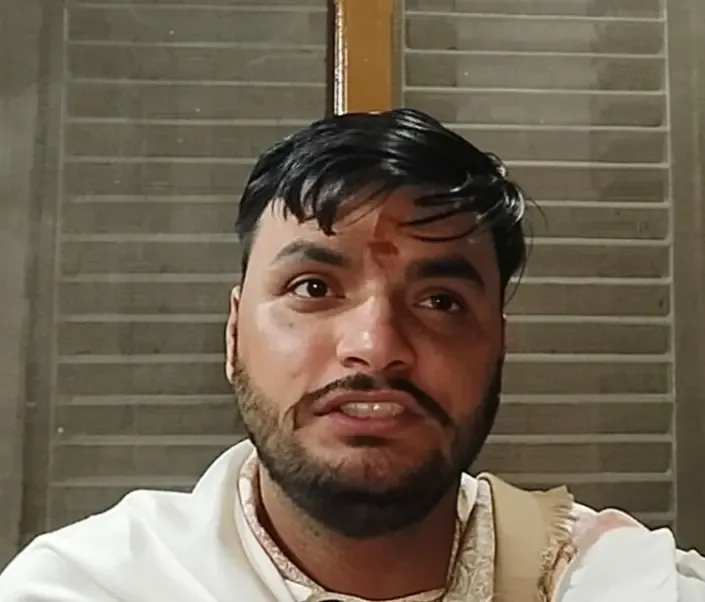 क्या अयोध्या में ध्वजारोहण के मौके पर आचार्यों ने पीएम मोदी की सराहना की?