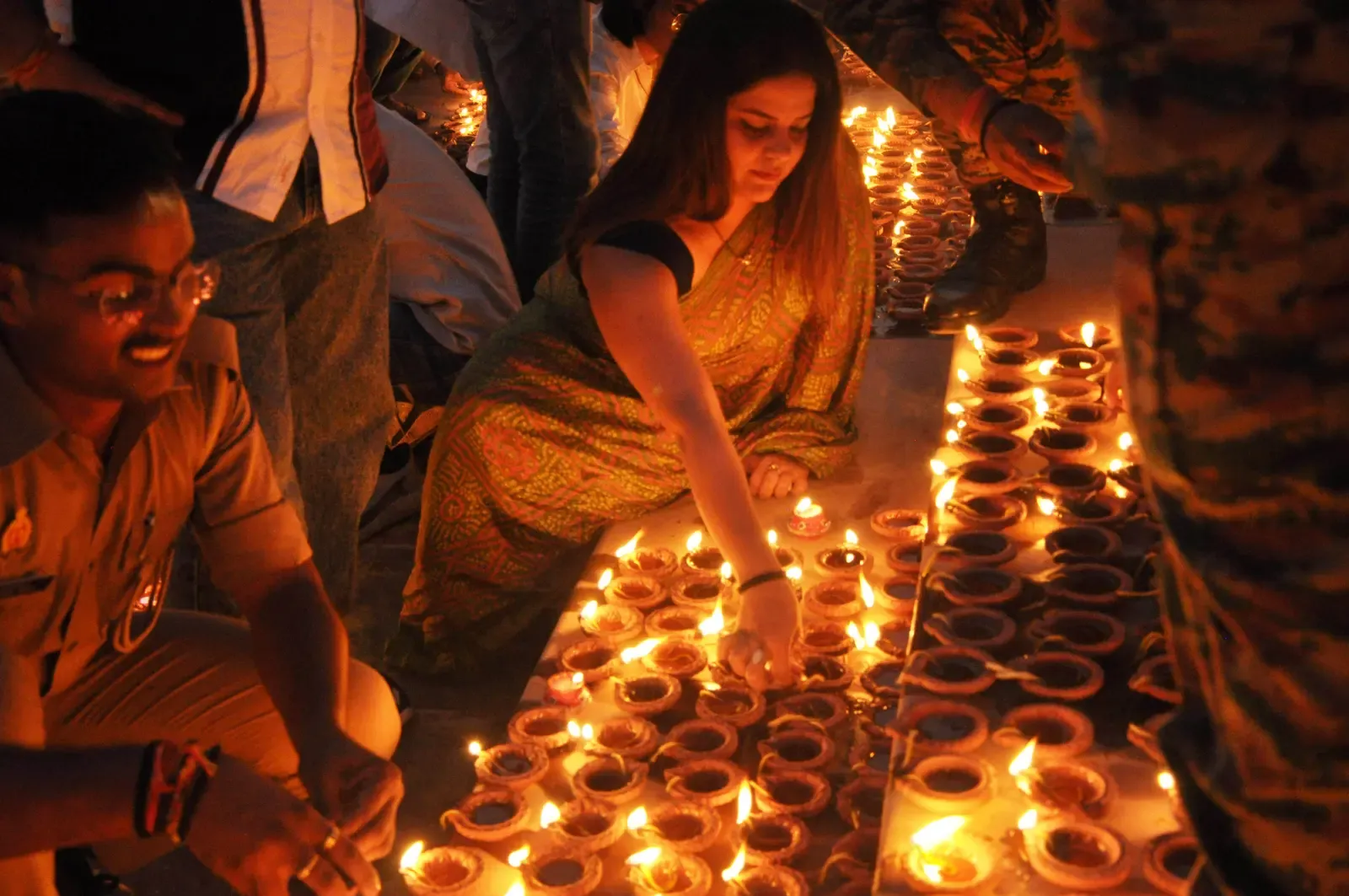 अयोध्या दीपोत्सव 2026: 30 लाख से अधिक दीपों से गिनीज़ रिकॉर्ड तोड़ने की तैयारी
