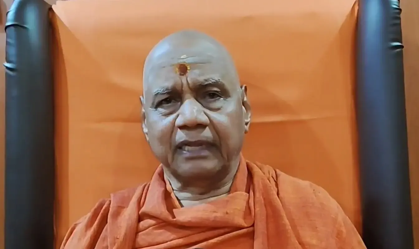 Will PM Modi’s Flag Hoisting Ceremony in Ayodhya Be a Historic Moment?