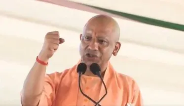 Ayodhya seers rally behind Yogi's 'namaz at Hanuman Garhi' claim, target SP
