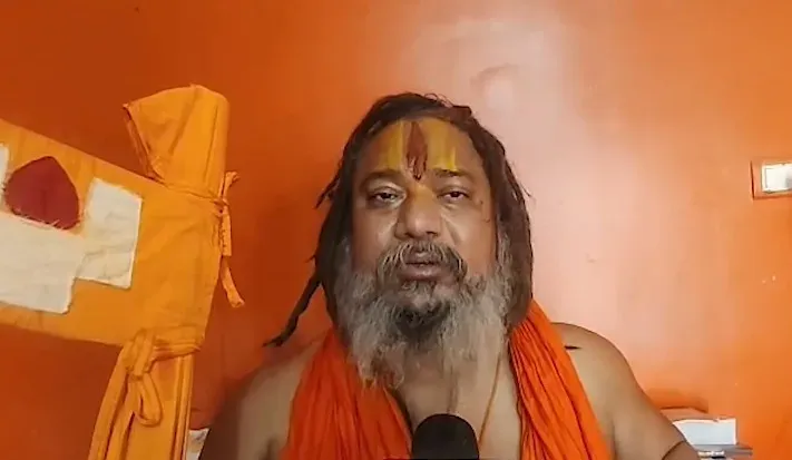 Ayodhya seers back Pasi community over Kasmandi Mosque dispute in Malihabad