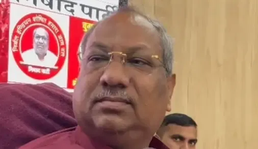 क्या आयोग के पास अधिकार है कि वह चुनाव कैसे भी कराए?: संजय निषाद