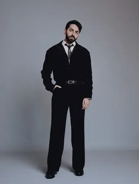 Ayushmann Khurrana wishes PM Modi on 25 years of public service