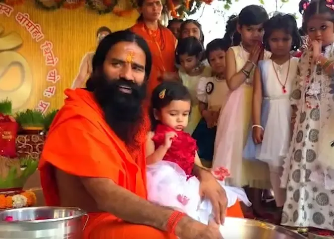 बाबा रामदेव ने बताया, हर व्यक्ति के भीतर दिव्यता जागृत करने की आवश्यकता