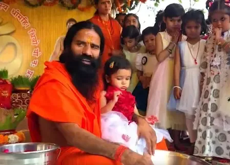 बाबा रामदेव ने बताया, हर व्यक्ति के भीतर दिव्यता जागृत करने की आवश्यकता