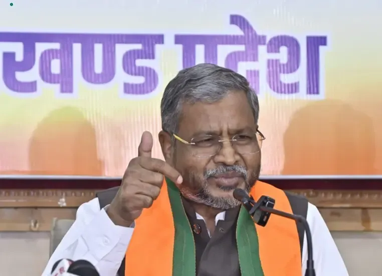 Is the Hemant Soren Government Illegally Retaining Anurag Gupta as DGP?