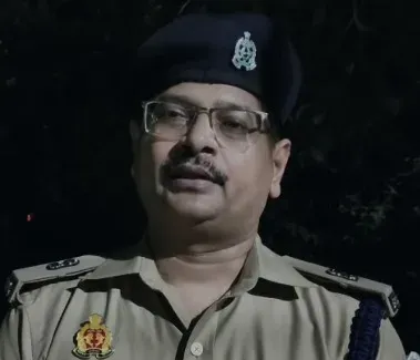 बदायूं मुठभेड़: ईंट भट्ठे के पास पुलिस फायरिंग में दो बदमाश घायल, सिपाही अमित कुमार भी जख्मी, तीन गिरफ्तार