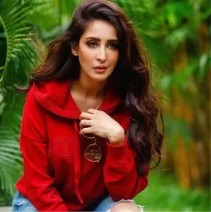 ‘Bade Achhe Lagte Hain’ fame Chahatt Khanna reacts to her Instagram account being hacked