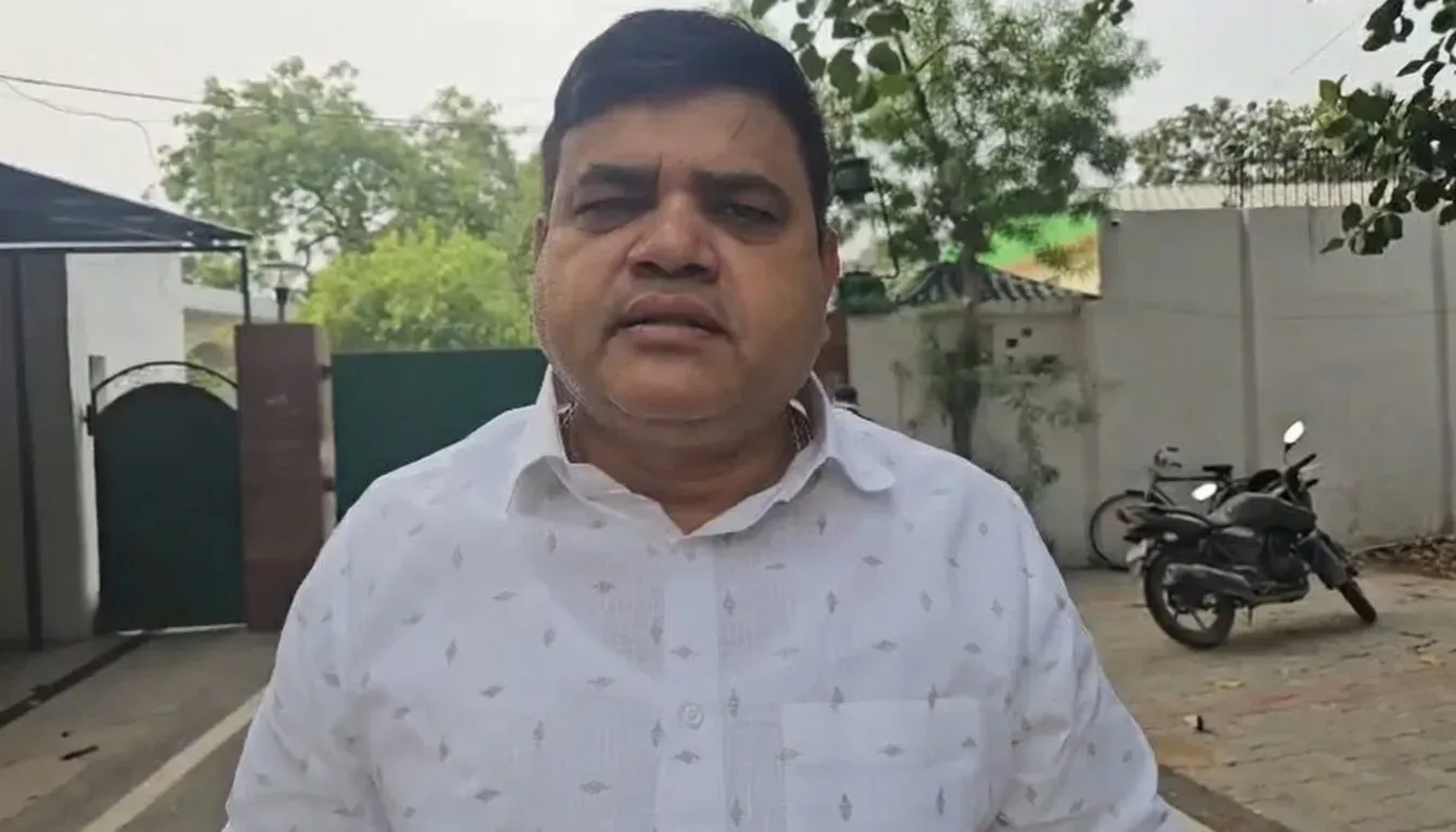 राबड़ी-लालू की सुरक्षा में कटौती पर RJD का पलटवार, सुरक्षाकर्मी लौटाए; शक्ति सिंह बोले — 'बदले की राजनीति'