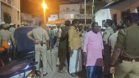 बागलकोट हिंसा पर बी. श्रीरामुलु का अमित शाह को पत्र, कर्नाटक की कानून व्यवस्था पर उठाए गंभीर सवाल