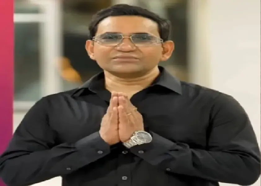 क्या दिनेश लाल यादव ने खेसारी लाल यादव पर तंज कसा?