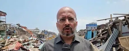 बांद्रा ईस्ट में अवैध बस्ती ध्वस्त: 100% संरचना तोड़ी गई, मलबा हटाने का काम जारी