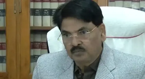 क्या बांग्लादेश की यूनुस सरकार हिंदुओं पर अत्याचारों के लिए जिम्मेदार है? : मनन कुमार मिश्रा