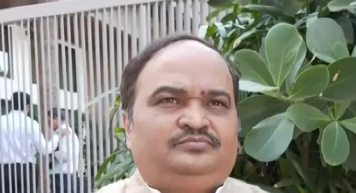 क्या बांग्लादेश में भारत सरकार को सर्जिकल स्ट्राइक करनी चाहिए? : आनंद दुबे