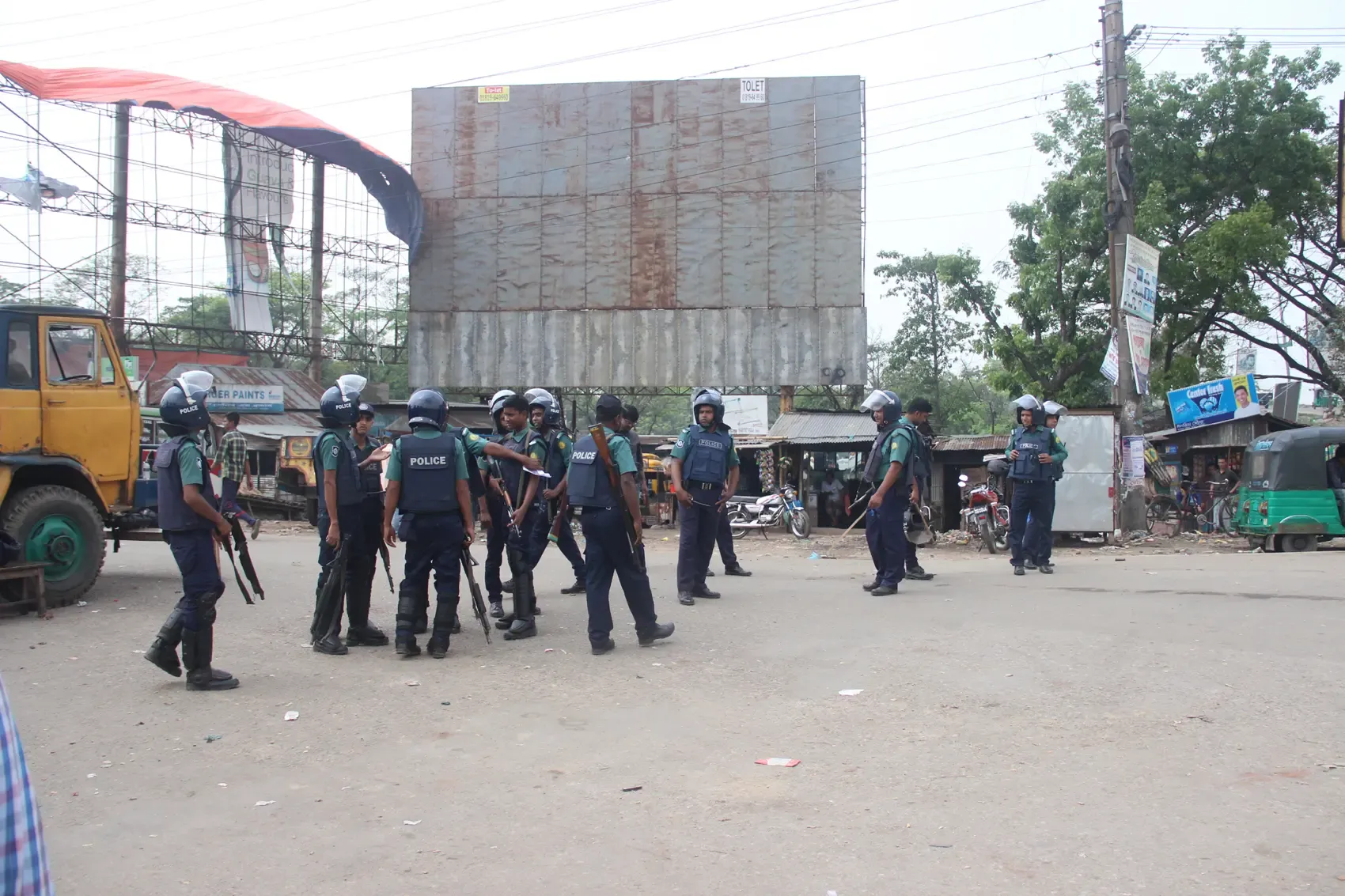 What Happened to the Seven Students of Chittagong University During Their Hunger Strike?