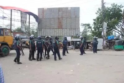 Bangladesh: Seven students of Chittagong University fall ill as hunger strike continues 