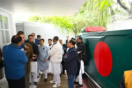 ढाका : सुपुर्द-ए-खाक हुईं खालिदा जिया, पति के कब्र के पास किया गया दफन