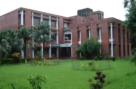 Why Are Bangladesh University Students Calling for the Renaming of Bangabandhu Hall?