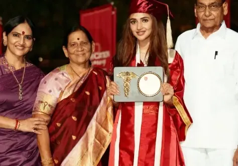 क्या अभिनय के साथ श्रीलीला ने एमबीबीएस का सपना पूरा किया?