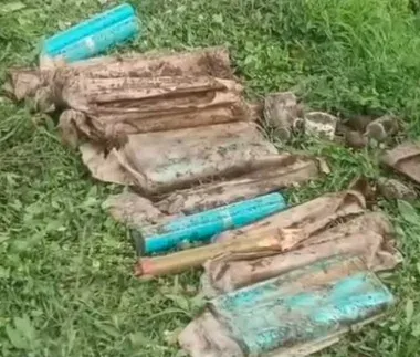 बारामूला के निलसार कंडी में 14 RPG शेल सहित भारी हथियार ज़ब्त, संयुक्त सुरक्षा अभियान सफल