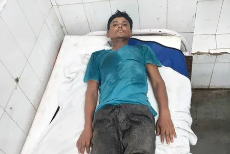 बरेली में गोकशी: मुठभेड़ के बाद दो गिरफ्तार, आरोपी और सिपाही घायल; ४० किलो गोमांस बरामद