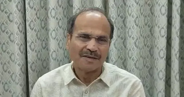 बरहामपुर चुनाव में अधीर चौधरी को ममता बनर्जी से हार का डर, आरोप लगाए