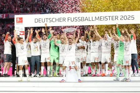 Did Bayern Munich Celebrate a Title on Muller's Farewell Night?