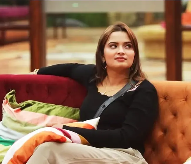 What’s Happening Between Neelam Giri, Kunickaa Sadanand, and Tanya Mittal in Bigg Boss 19?
