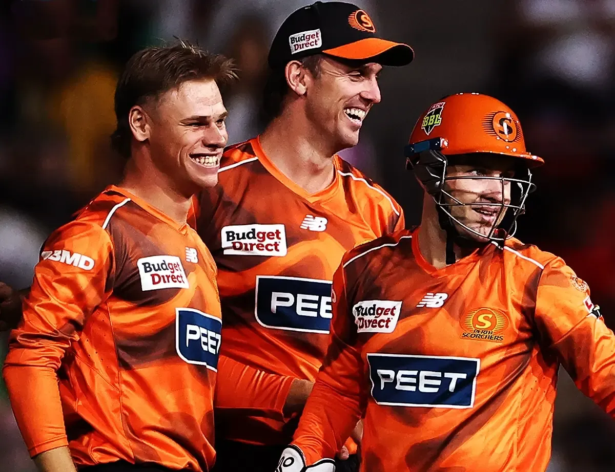 क्या कप्तान टर्नर ने खेली 99 रन की नाबाद पारी और स्कॉर्चर्स ने थंडर्स को हराया?