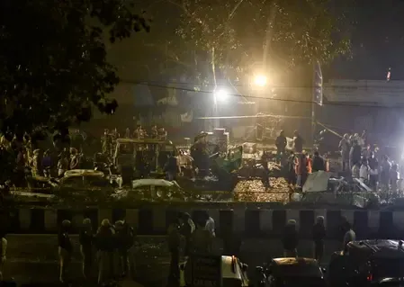 Does B'desh Awami League's student wing hold Pakistan-backed groups accountable for the Delhi blast?