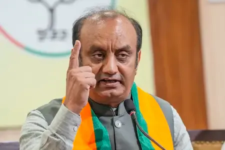 Did BJP's Sudhanshu Trivedi Strike Back at Congress' 'Modern Ravana' Remark on PM Modi?