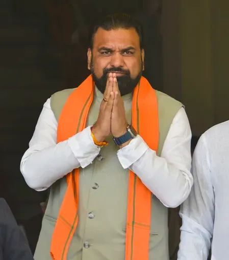 बेगूसराय सड़क हादसा: मधेपुरा के तीन थाना प्रभारी समेत चार की मौत, CM सम्राट चौधरी ने जताया शोक