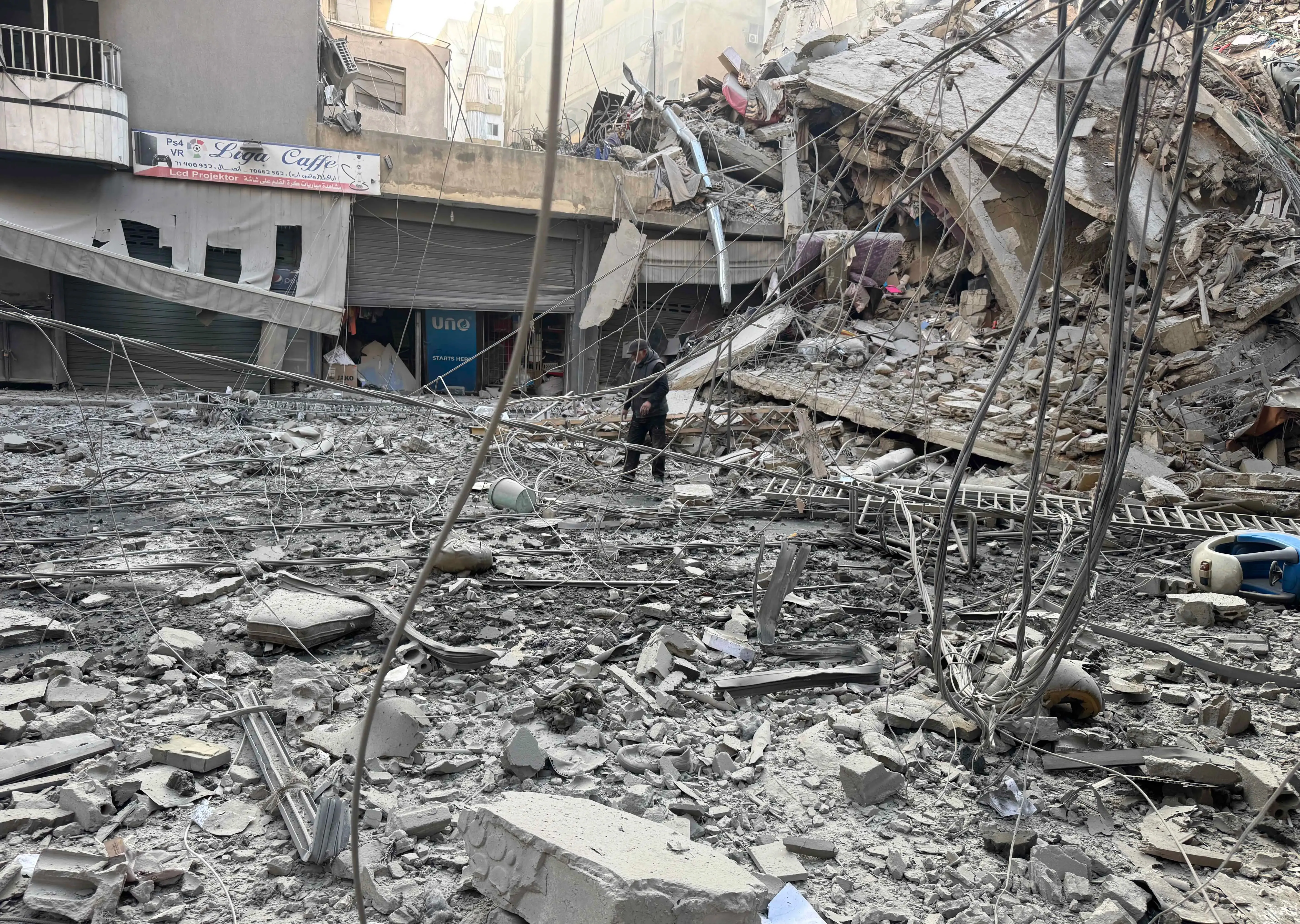 बेरूत में इजरायली हमलों की बढ़ती तीव्रता, अमेरिकी दूतावास ने नागरिकों को दी सुरक्षा सलाह