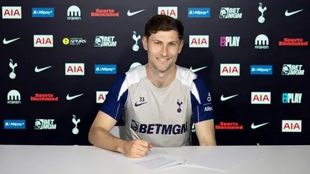 Ben Davies signs new Spurs deal ahead of 13th season at Tottenham