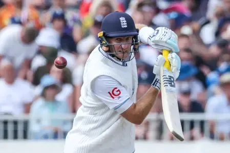 बेन स्टोक्स और जो रूट ने ऑस्ट्रेलिया में पहली बार जीता टेस्ट मैच 