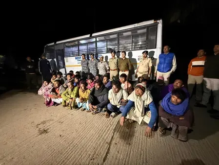 Bengal: 79 Bangladeshi fishermen arrested; 3 fishing boats seized