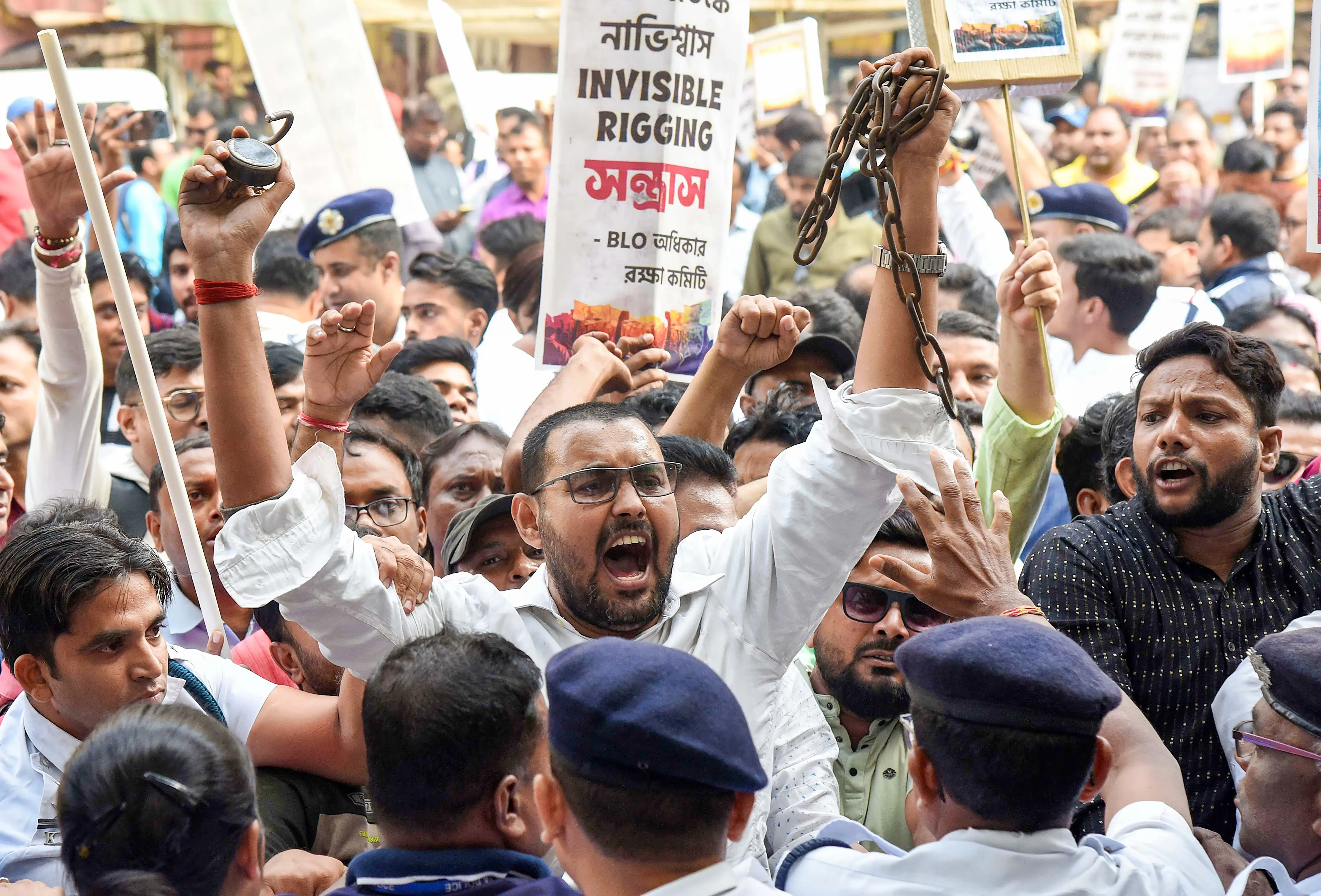 Why Are BLOs Protesting Outside the CEO Office in Bengal?