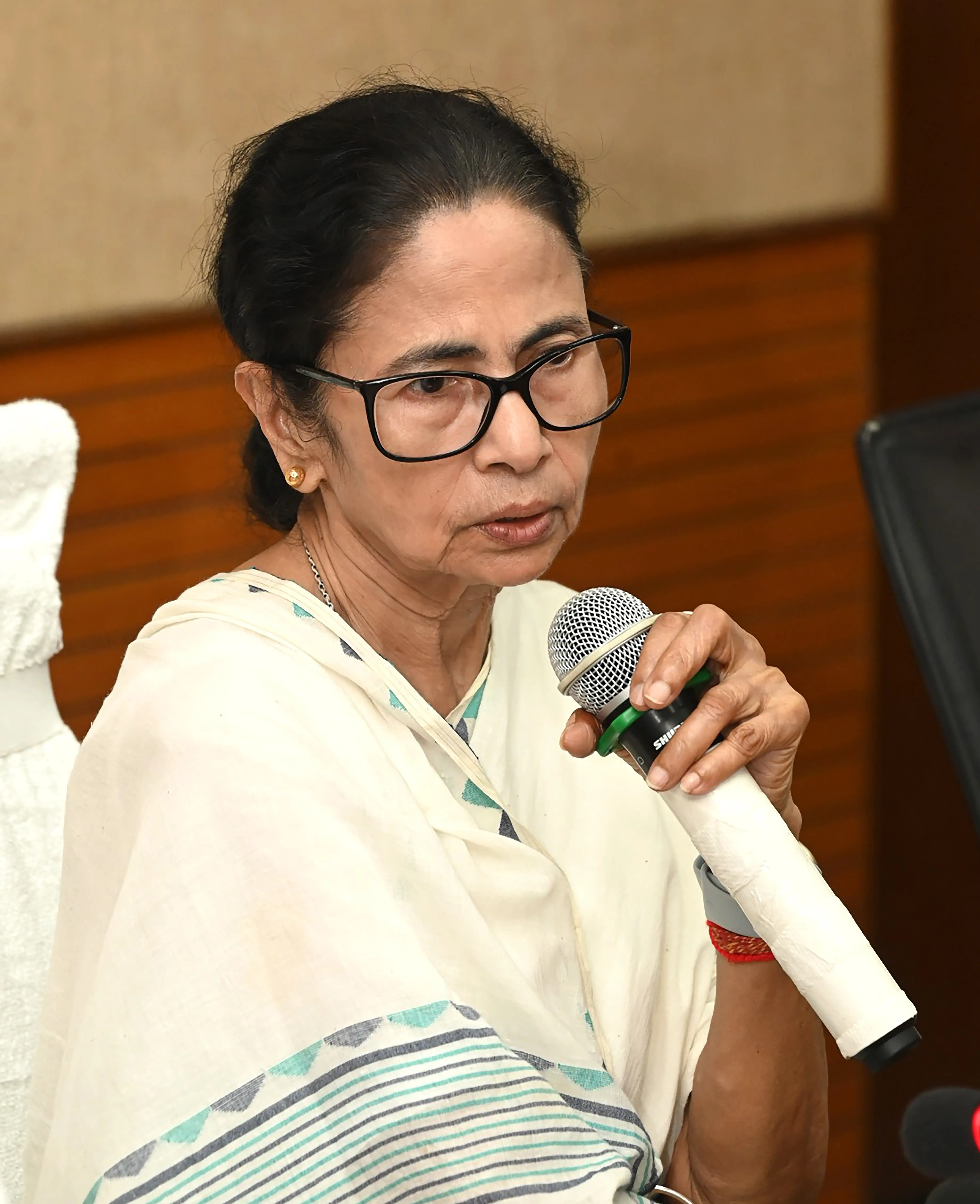 Can Bengal Be Controlled From New Delhi? Mamata Banerjee Thinks Not