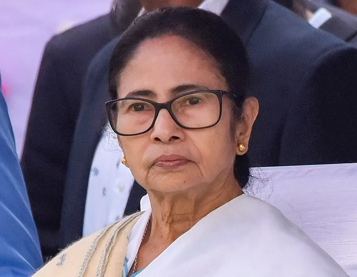 What Compensation Has the Bengal Government Announced for the Anandapur Fire Victims?