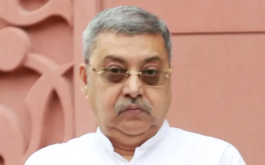 Did Bengal Guv Really File Suit Against Kalyan Banerjee Over Raj Bhavan Weapon Allegations?