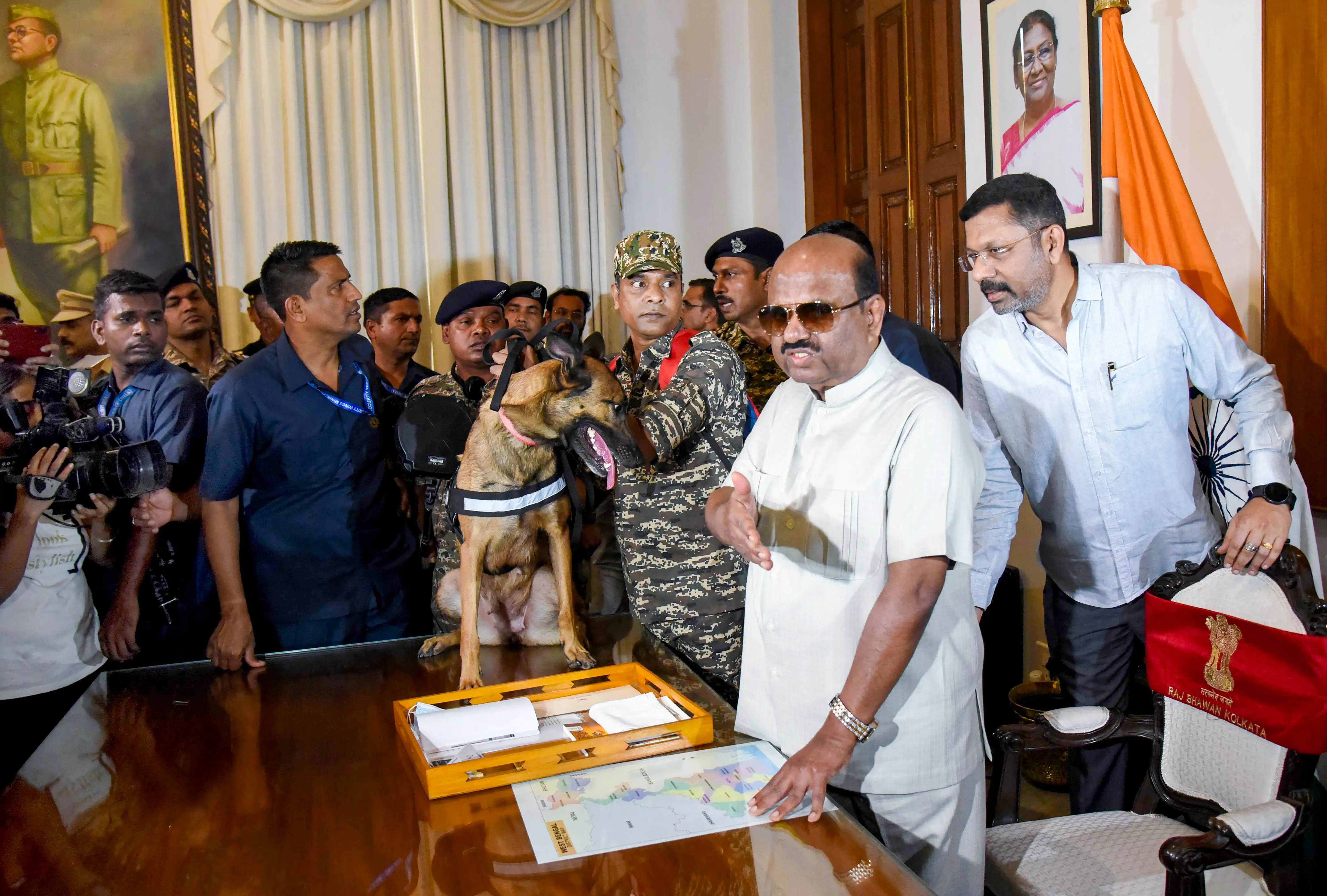 Will Bengal Guv Take Legal Action Against Kalyan Banerjee?