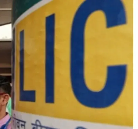 LIC serves eviction notice to Suruchi Sangha Club, deadline set July 18