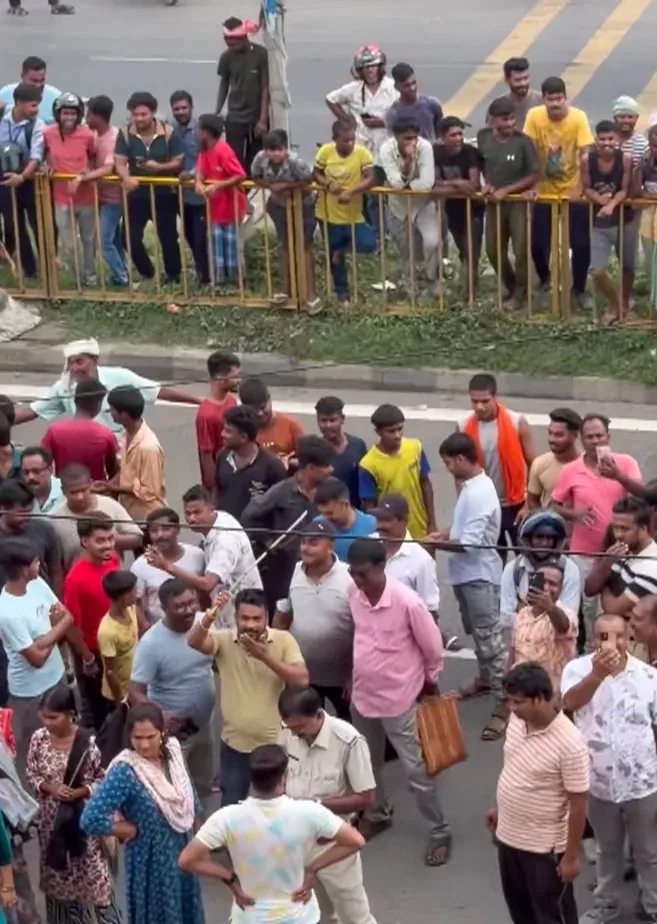 Mahua Moitra attacked in Nadia: Eggs, cow dung hurled at TMC MP in Kaliganj