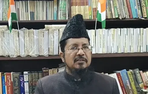 क्या मौलाना रजवी ने हुमायूं कबीर के बयान का उचित उत्तर दिया?