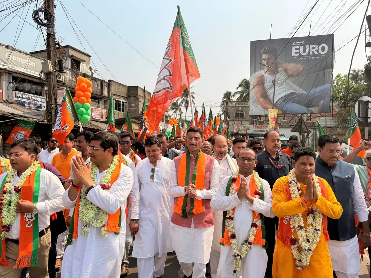 बंगाल में घुसपैठियों के सहारे शासन का युग समाप्त होने को है, जनता ममता को जवाब देने को तत्पर: संजय सेठ