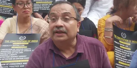 पश्चिम बंगाल पोस्ट पोल हिंसा: TMC का विधानसभा में धरना, कुणाल घोष बोले- 'गरीबों के घर तोड़े जा रहे'