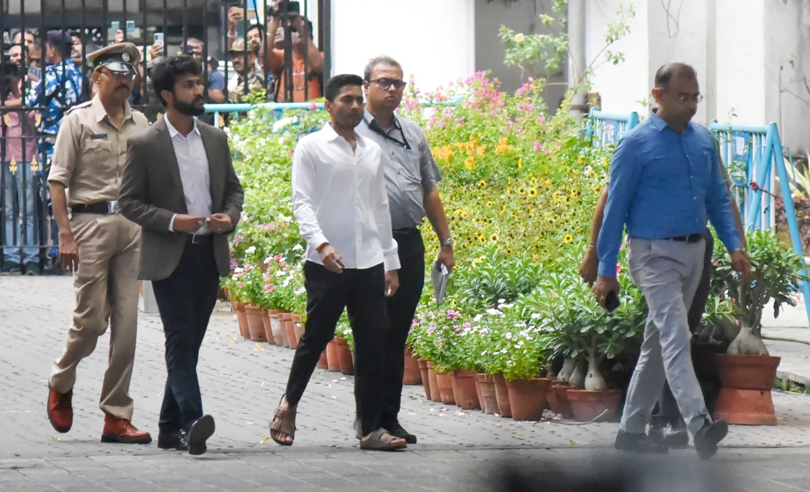 Bengal MLA signature case: Abhishek Banerjee faces CID grilling again today